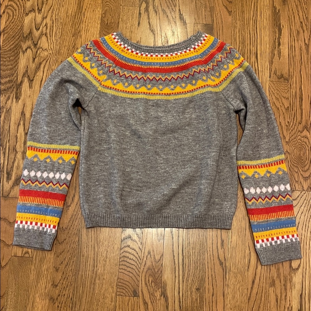Soft & cozy Fair Isle inspired gray multicolor Women's Sweater, small